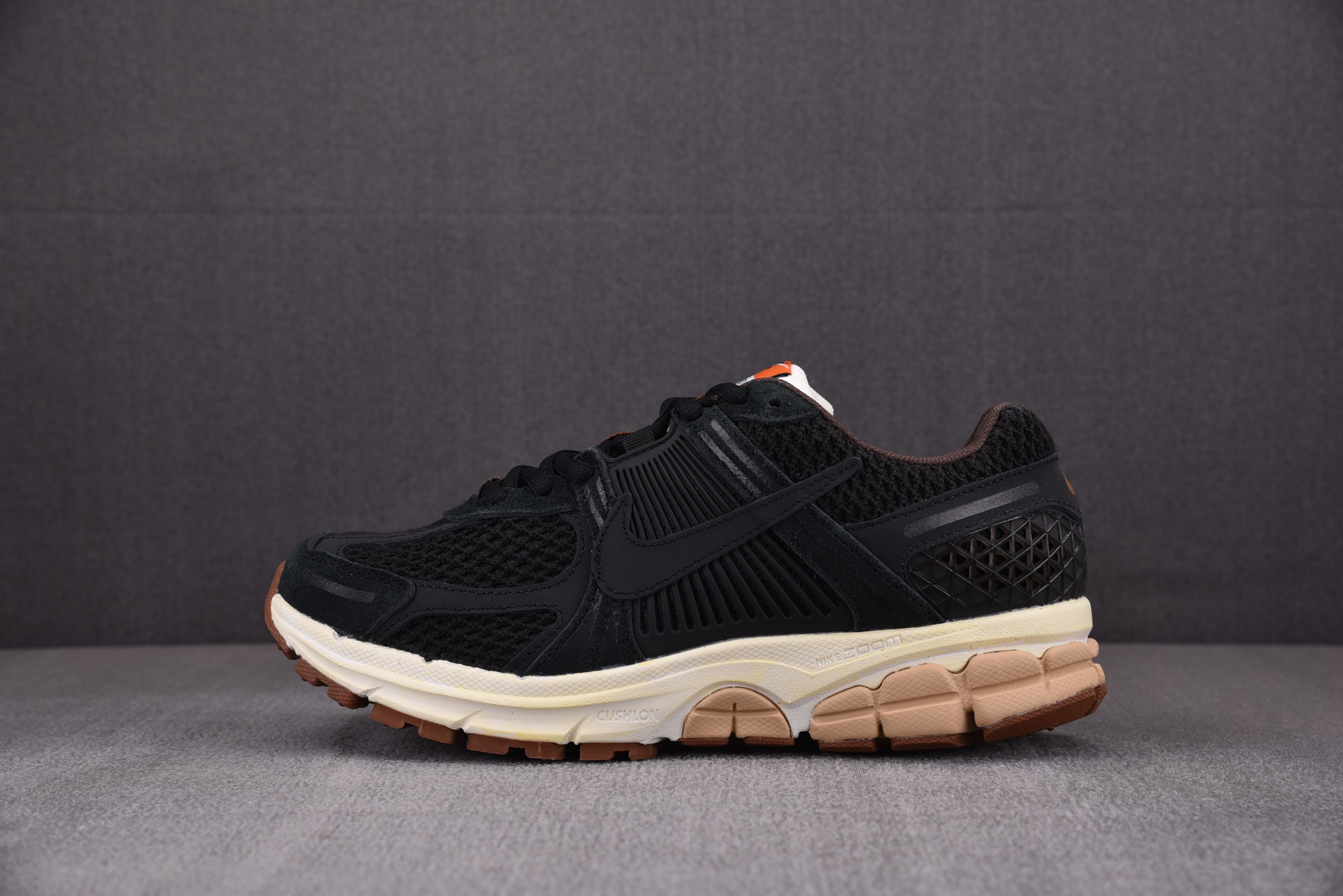 Nike Zoom Vomero 5 Black Sesame