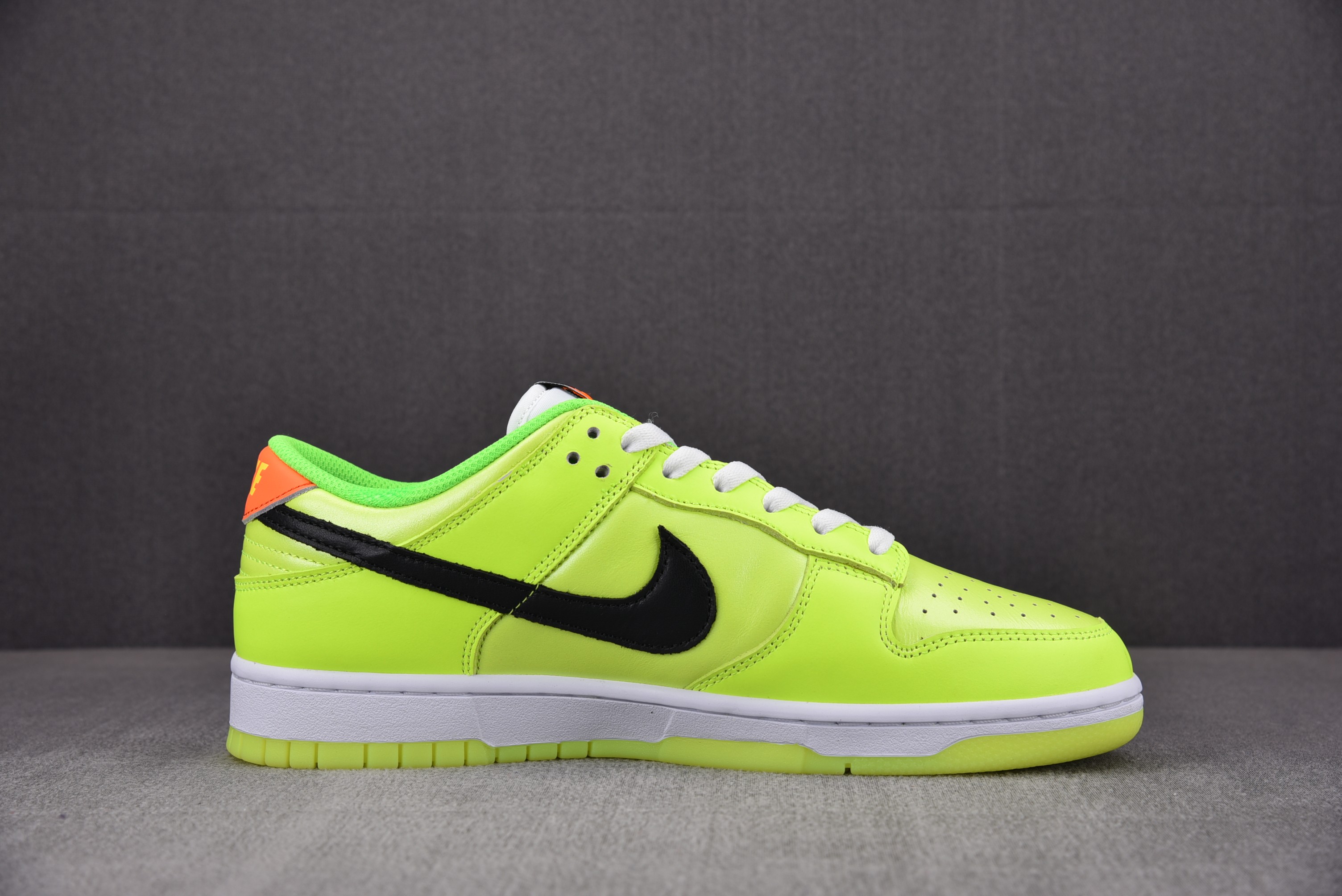 Nike Dunk Low Glow in the Dark