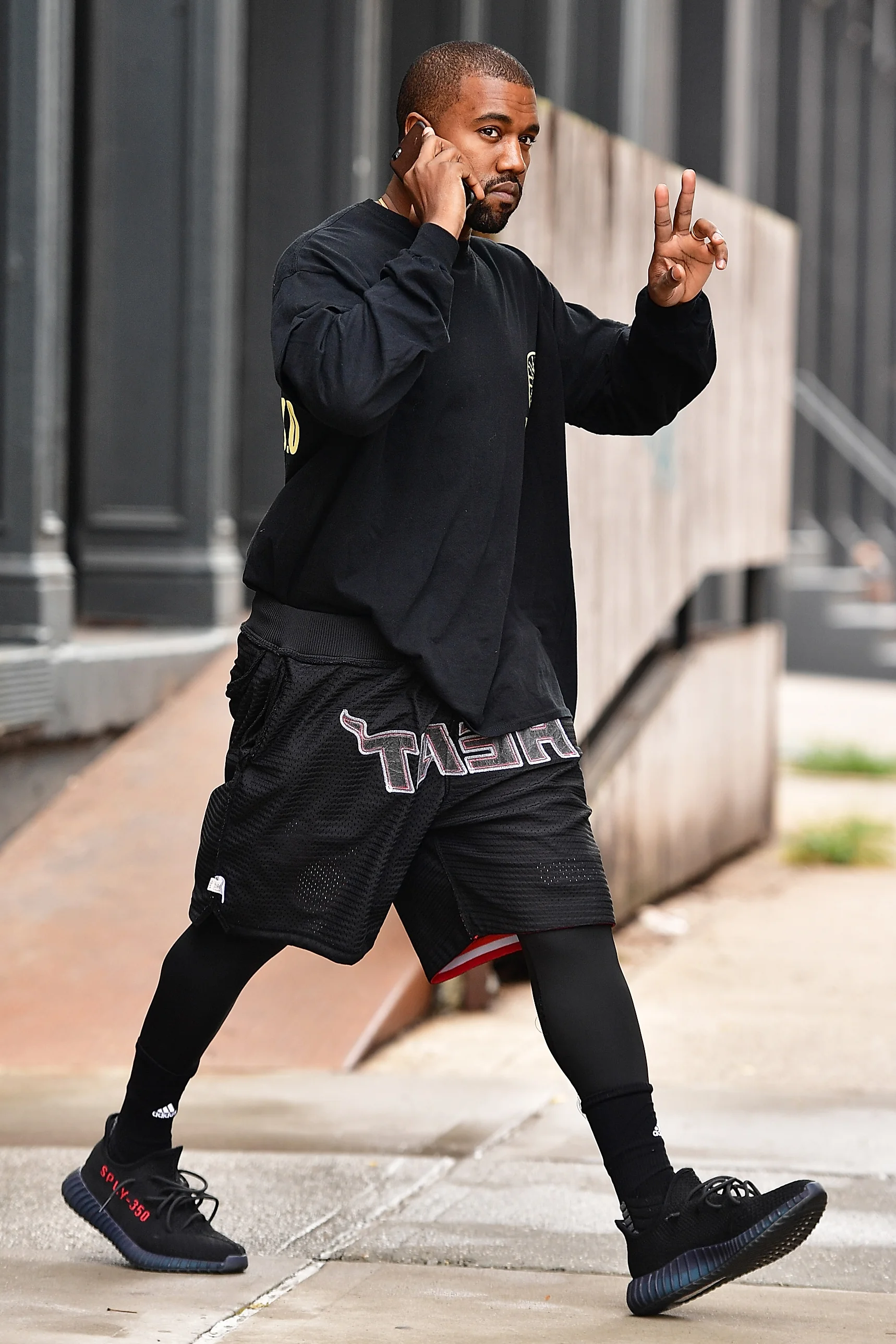 adidas Yeezy Boost 350 V2 Black Red