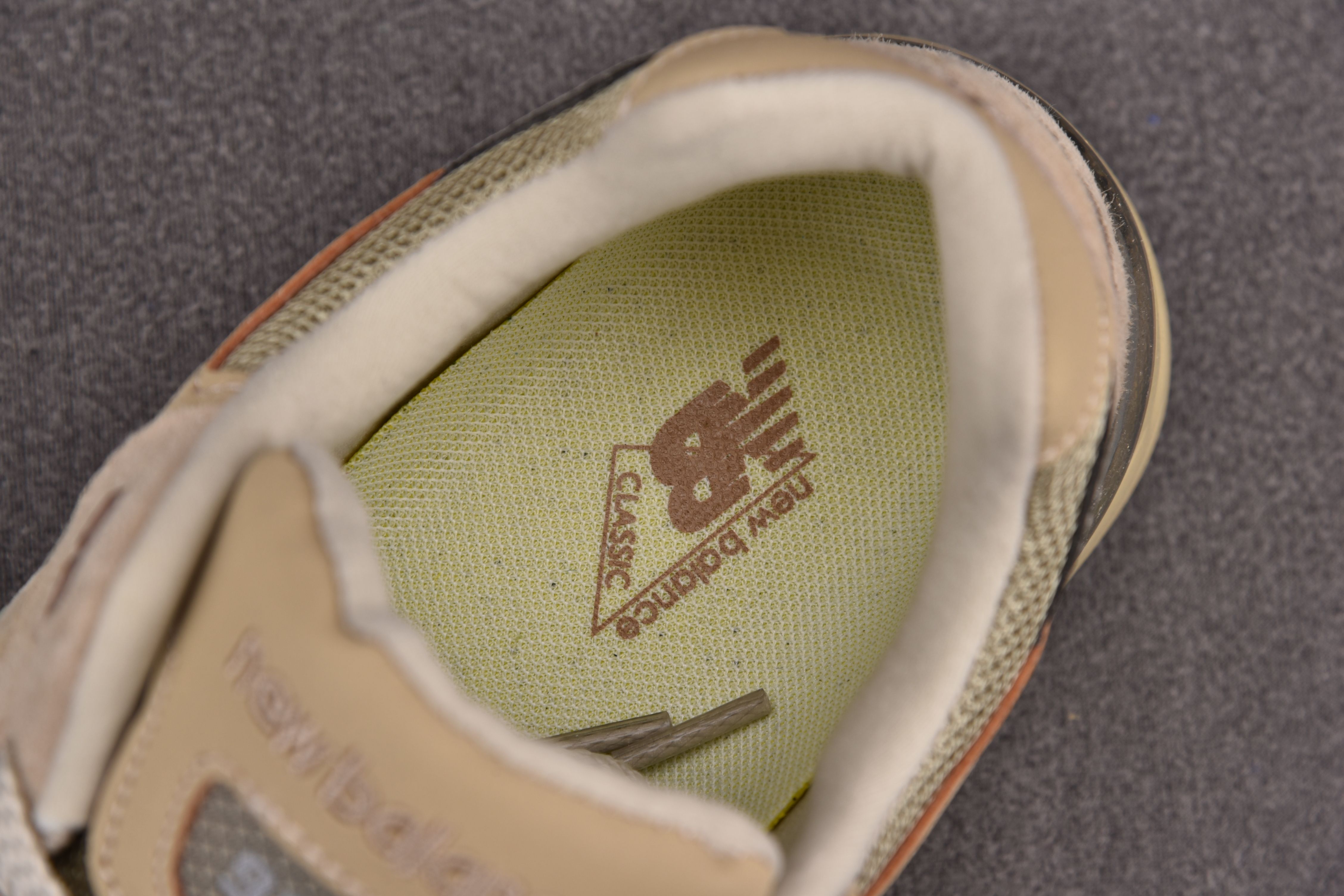 New Balance 992 Tan