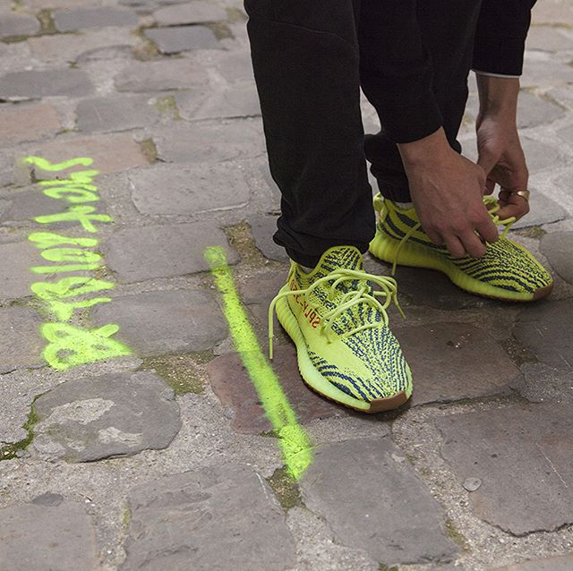 adidas Yeezy Boost 350 V2 Semi Frozen