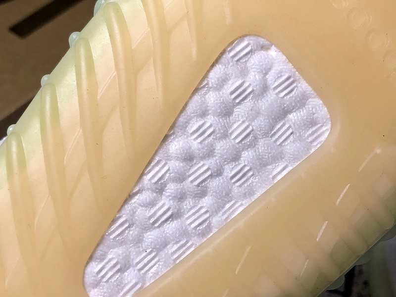 Adidas Yeezy 350 Boost V2 Hyperspace