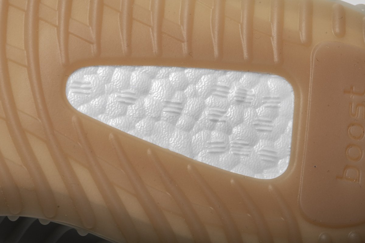 adidas Yeezy Boost 350 V2 Sesame