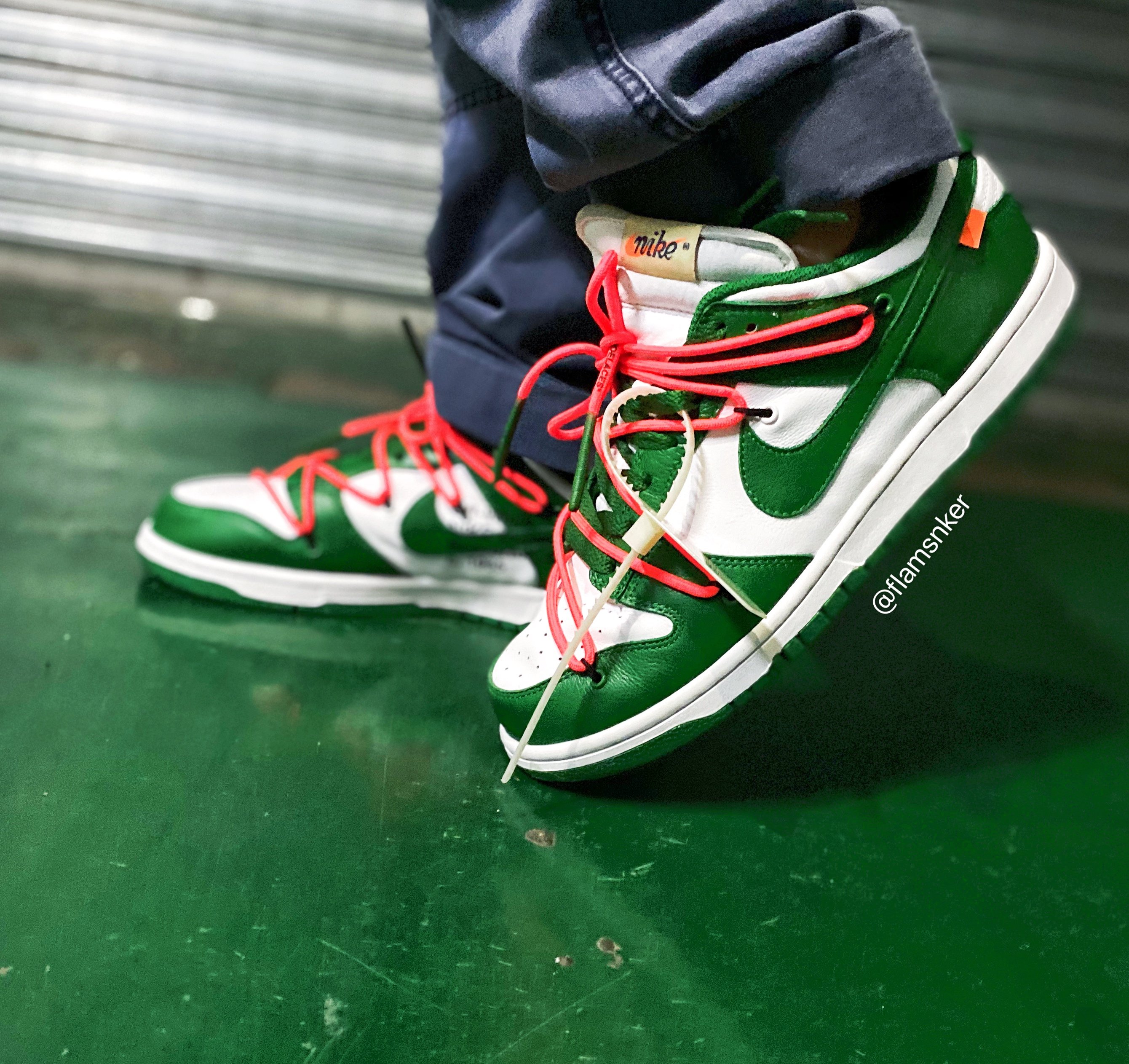 Nike Dunk Low Off White Pine Green