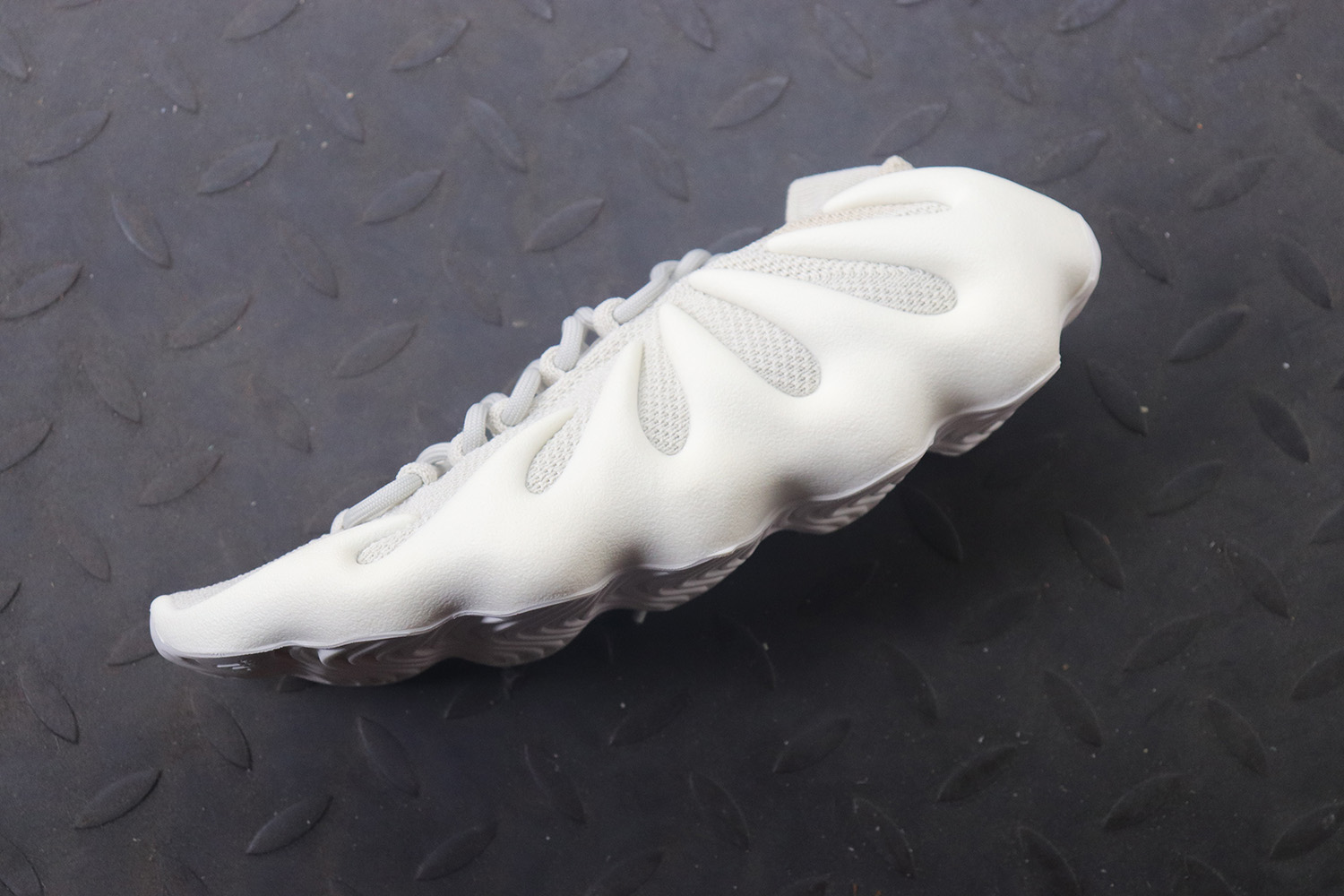 【Clearance】 adidas Yeezy 450 Cloud White（US9.5）