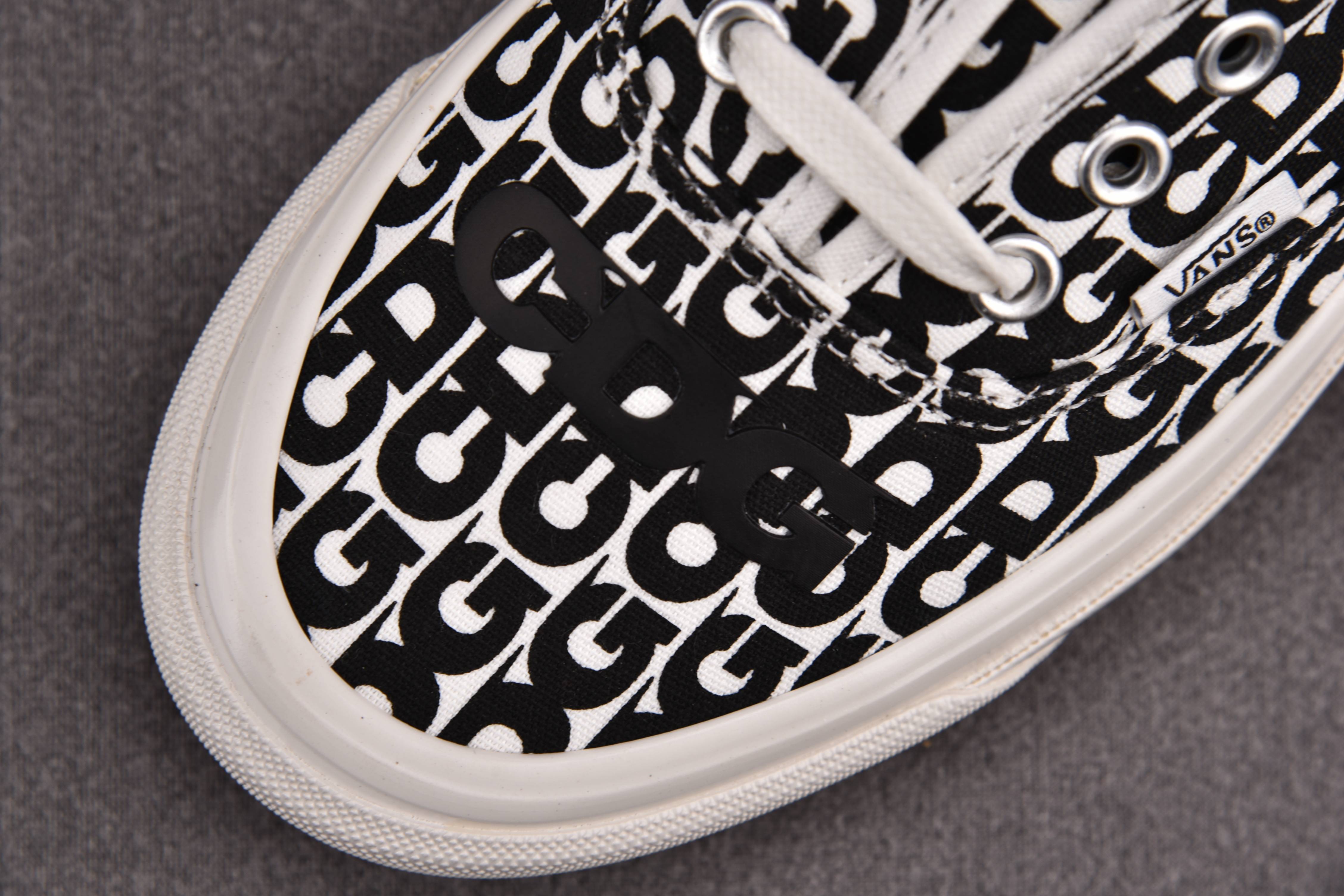 Vans Authentic Comme des Garcons Black Heel Tab (Curved Rubber)