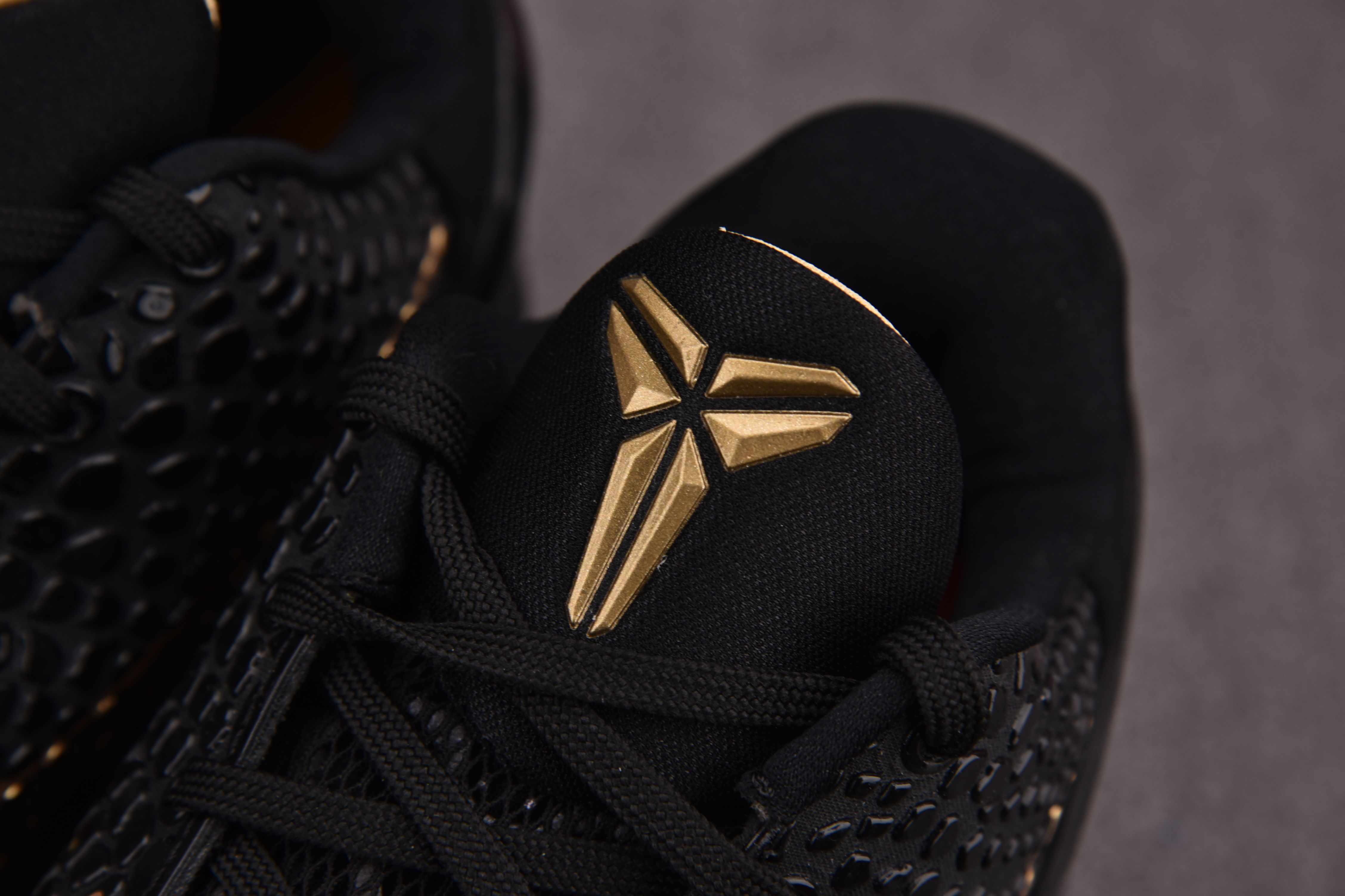 Nike Kobe 6 Protro Mambacita Golden Swoosh