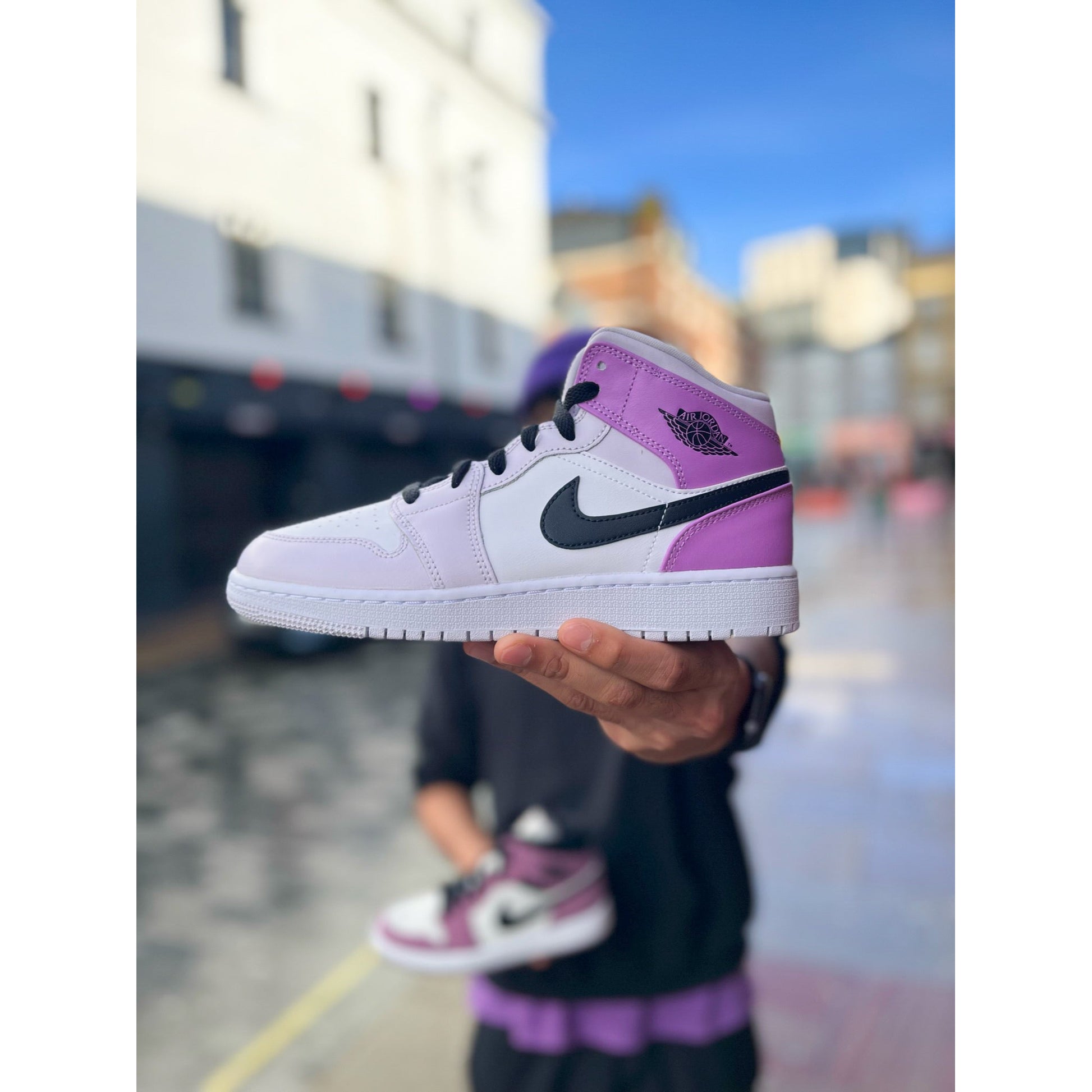 Jordan 1 Mid Barely Grape (GS)