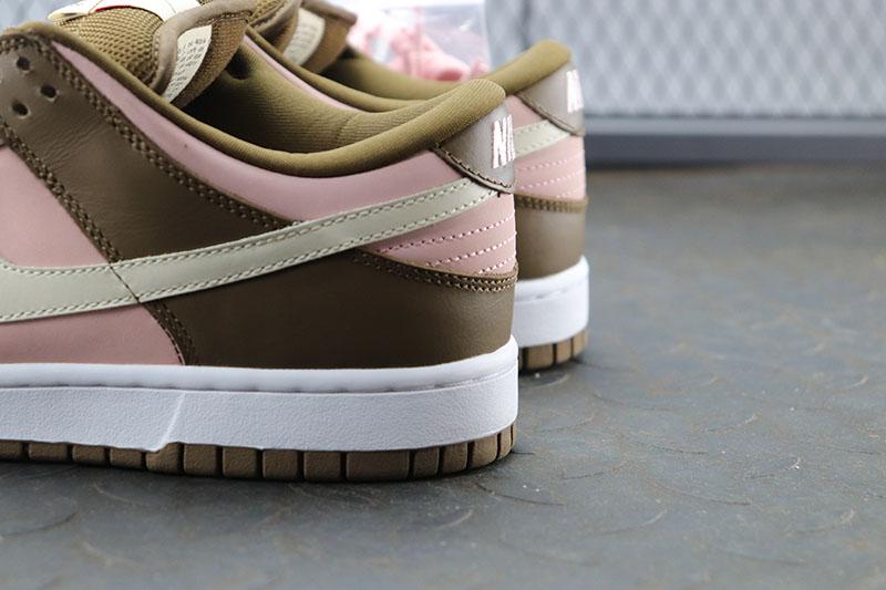 Nike Dunk SB Low Stussy Cherry