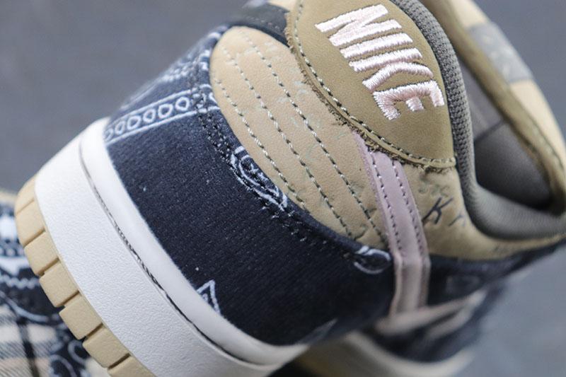 Nike SB Dunk Low Travis Scott