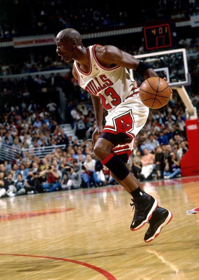 Air Jordan 11 Bred 2019