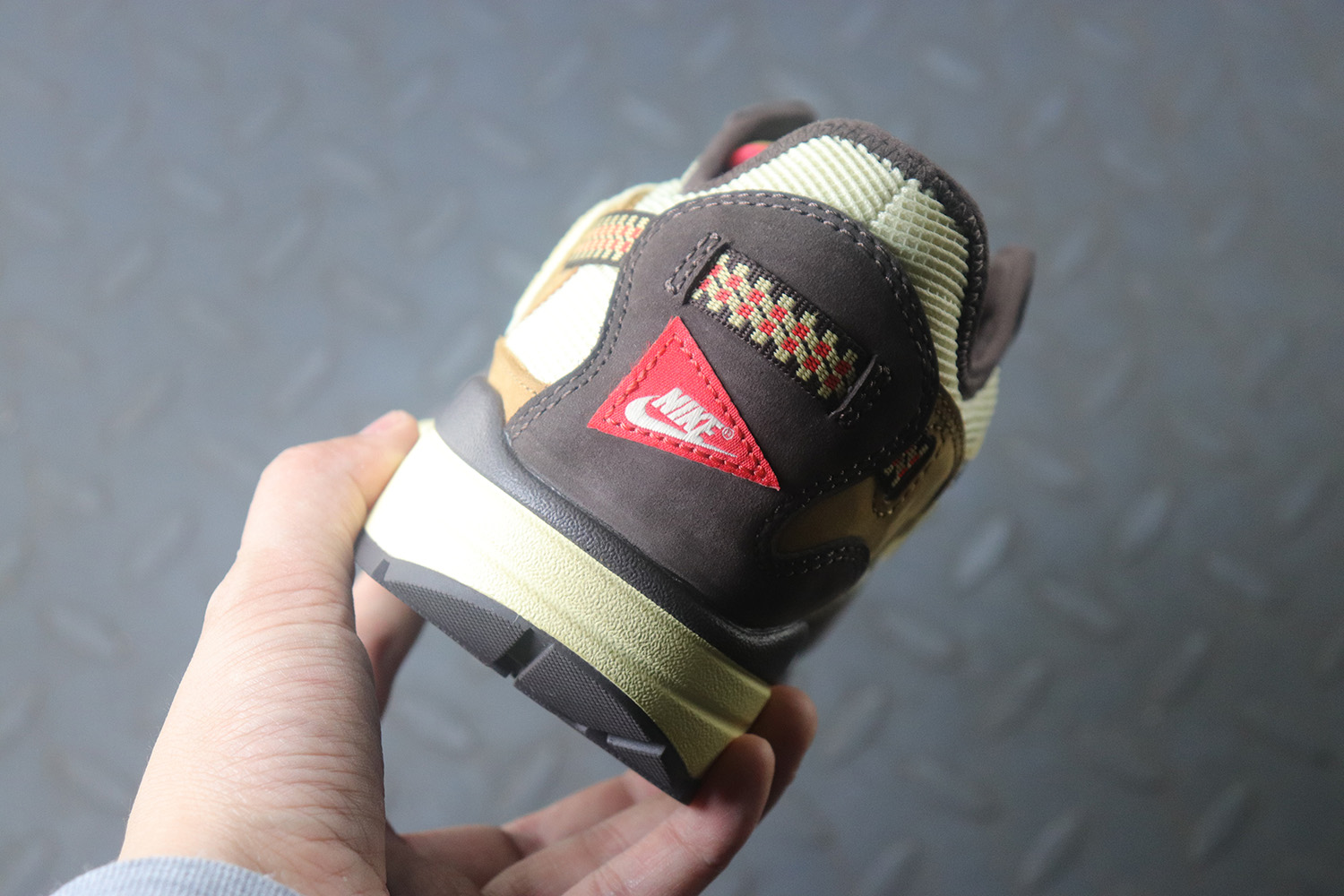 Nike Air Max 1 Travis Scott Cactus Jack Baroque Brown