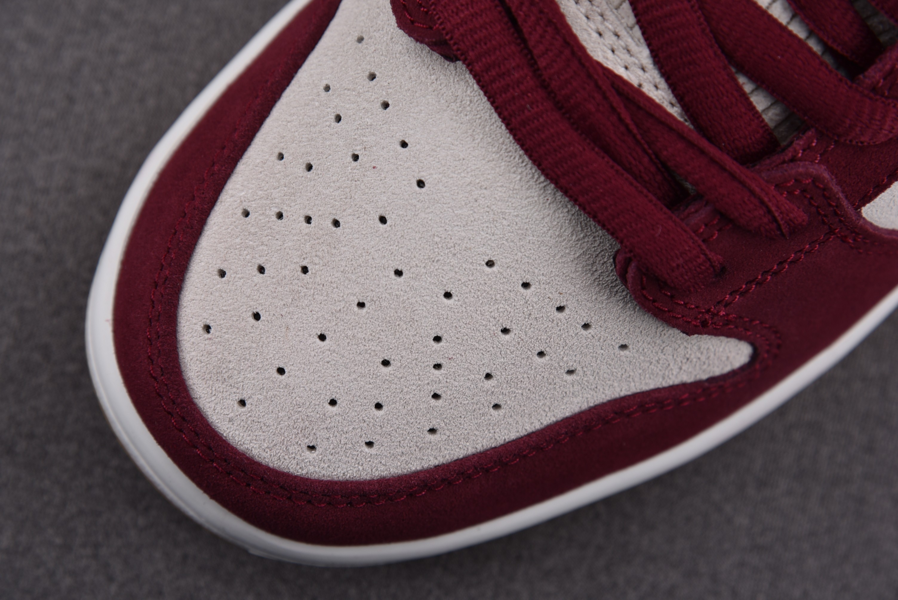 Nike SB Dunk Low Skate Like a Girl