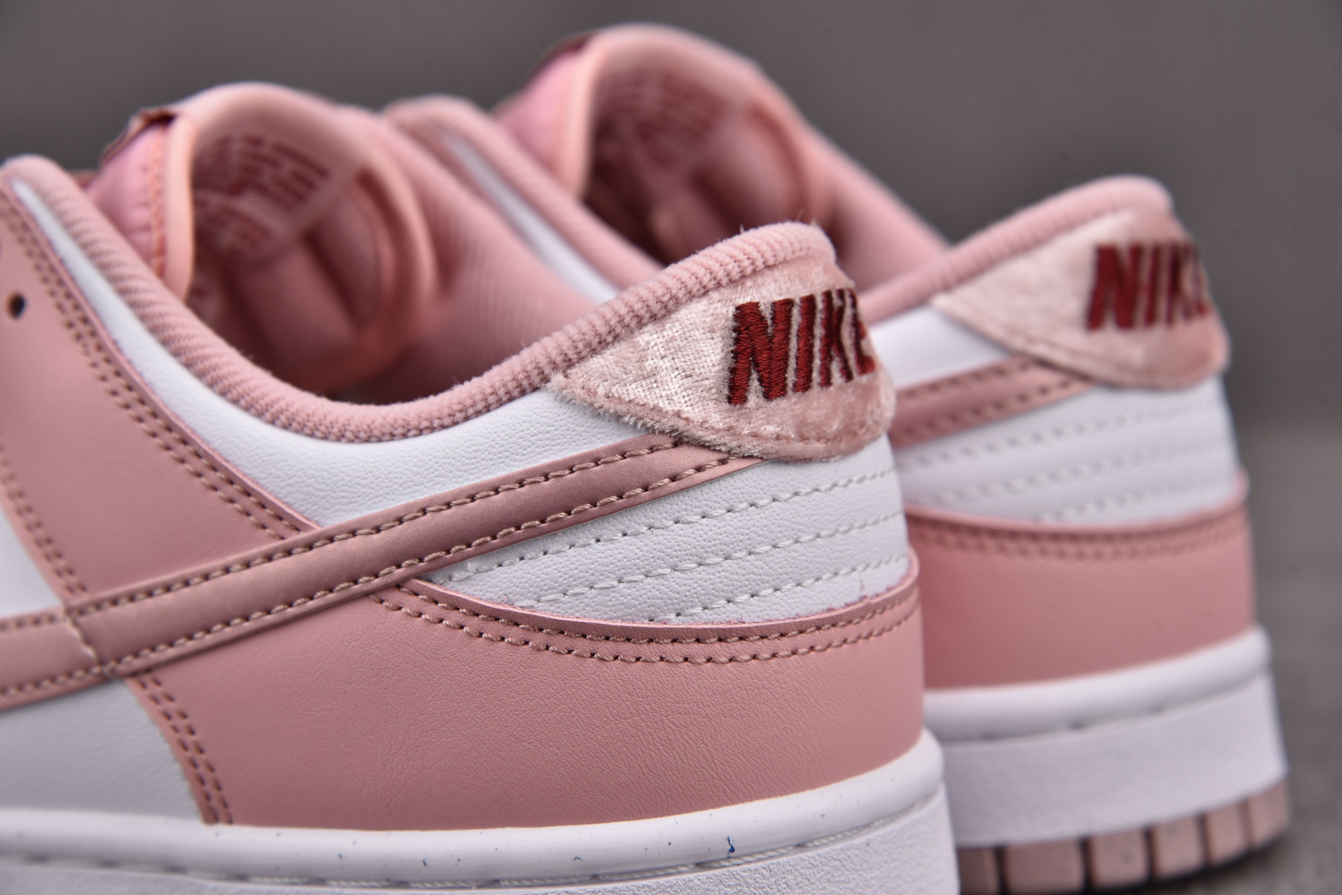 Nike Dunk Low Pink Velvet (GS)