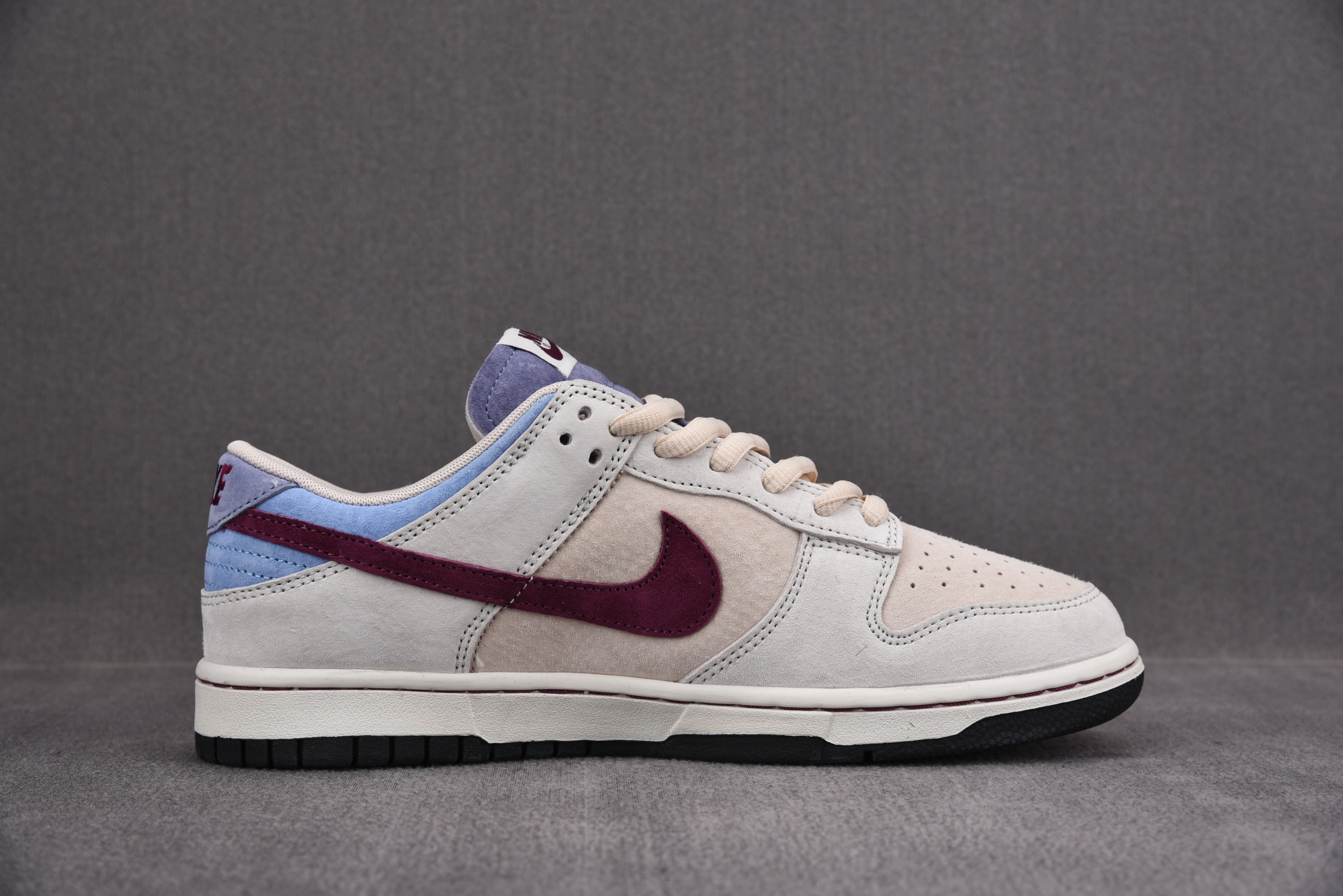 Nike SB Dunk Low “Steamboy OST'' x Otomo Katsuhiro