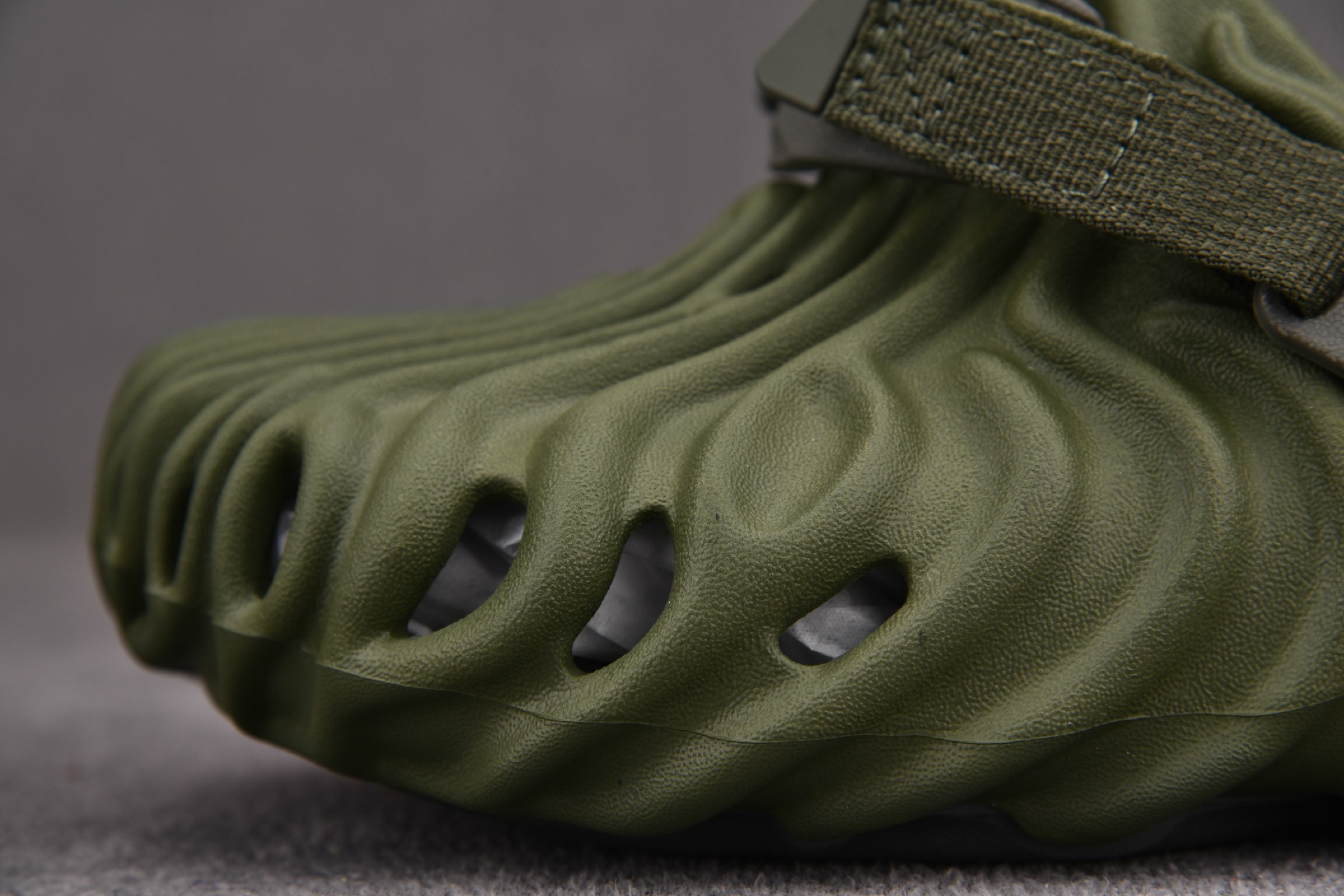 Salehe Bembury x Crocs Pollex Clog Cucumber