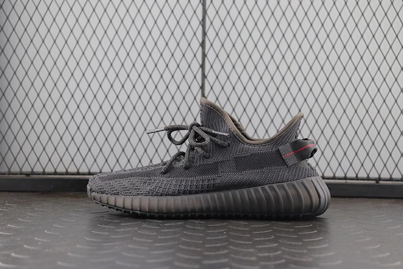 【Clearance】 adidas Yeezy Boost 350 V2 Static Black Non-Reflective（US4）