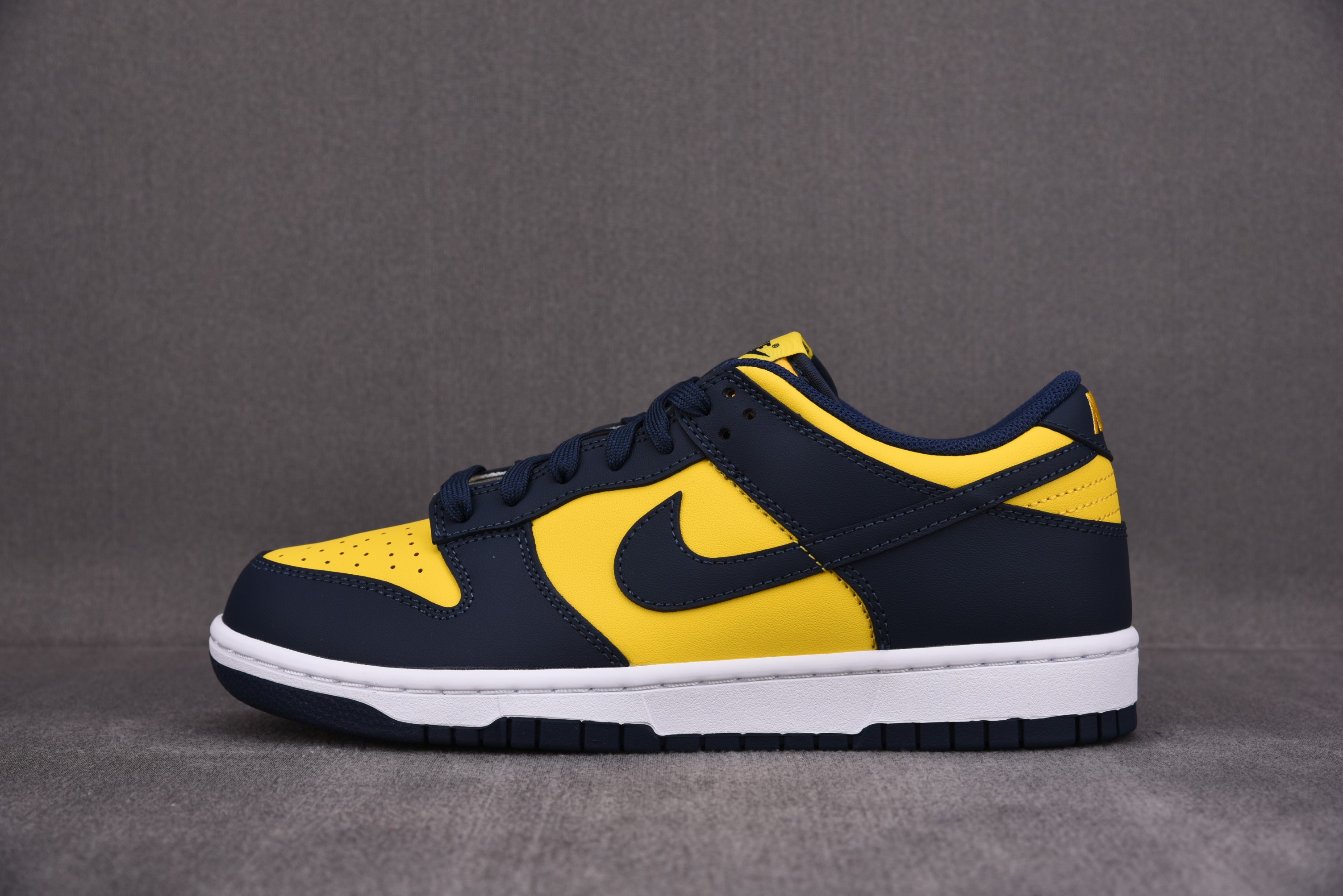 【Clearance】Nike Dunk Low Michigan (2021)（US9）