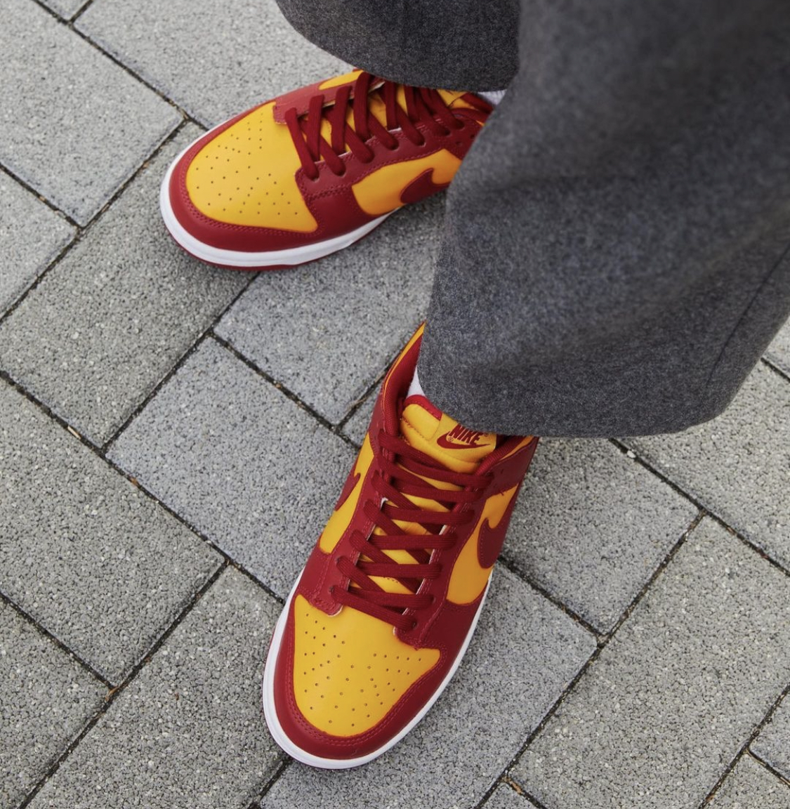 Nike Dunk Low Midas Gold