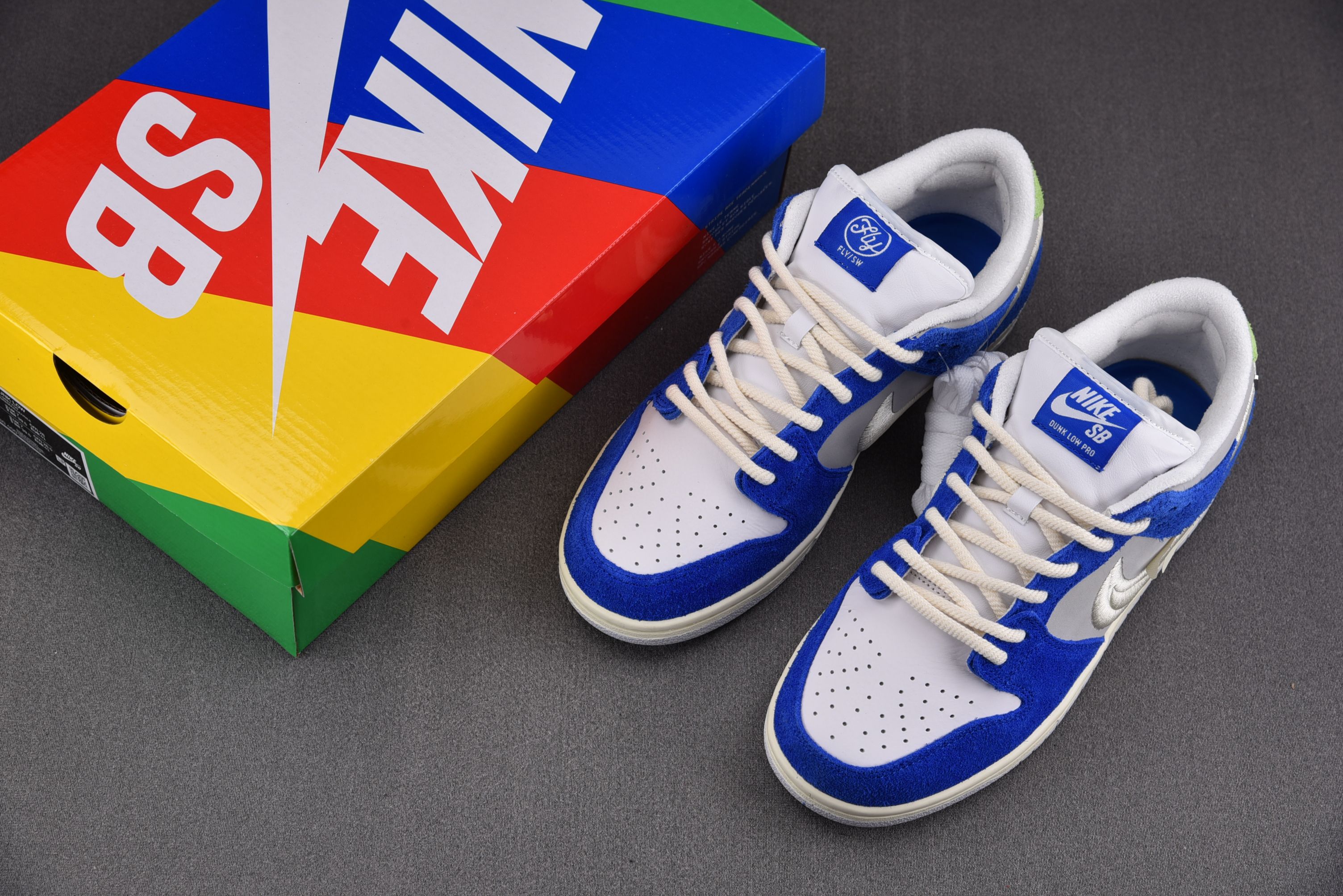 Nike SB Dunk Low Pro Fly Streetwear Gardenia
