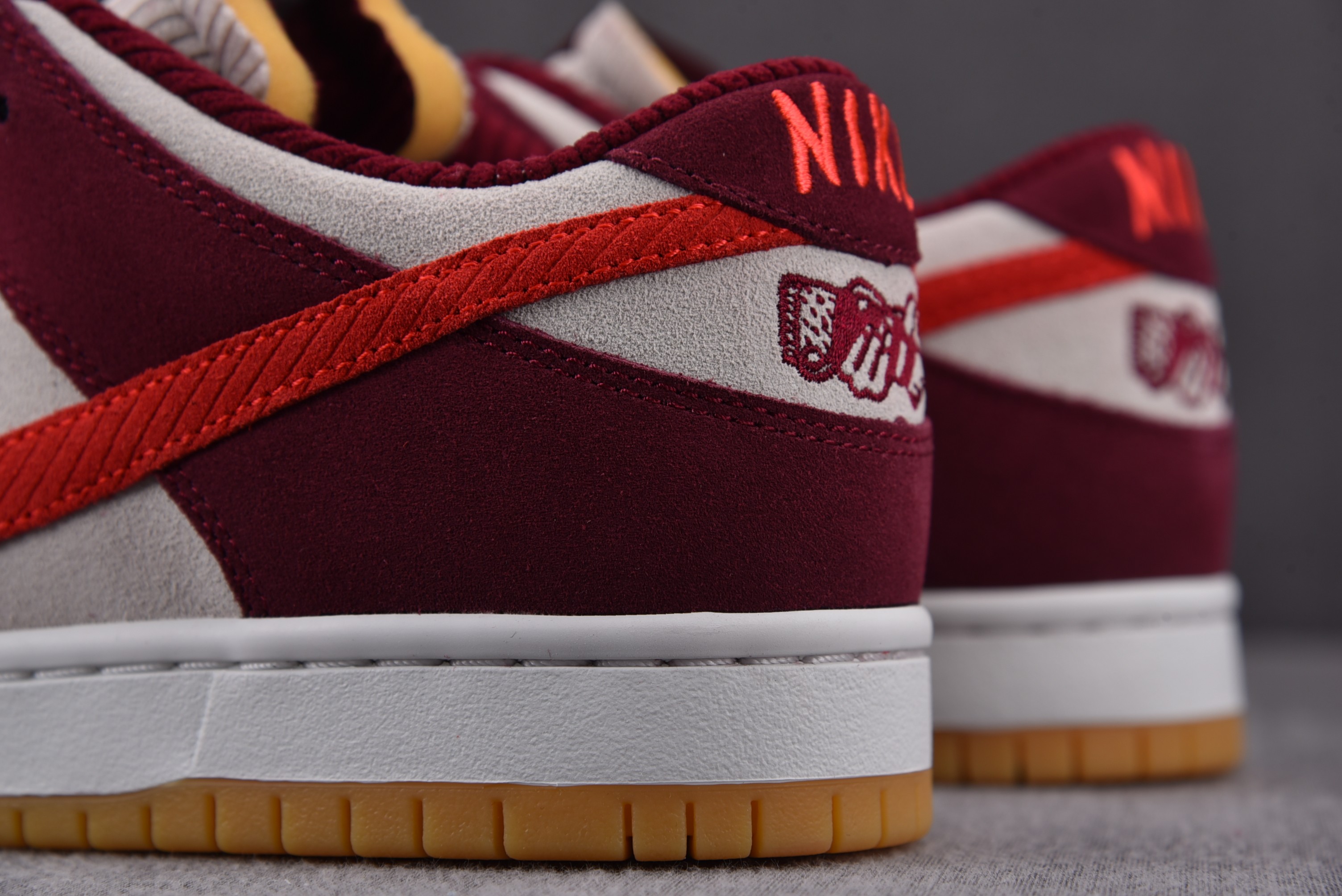 Nike SB Dunk Low Skate Like a Girl