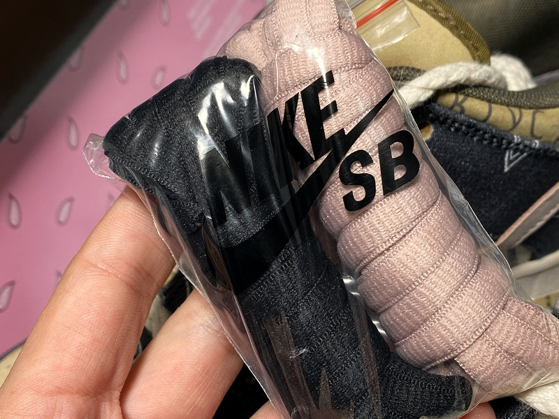 Nike SB Dunk Low Travis Scott