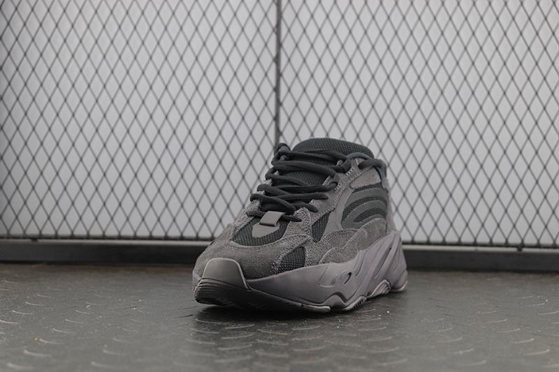 Adidas Yeezy Boost 700 V2 Vanta