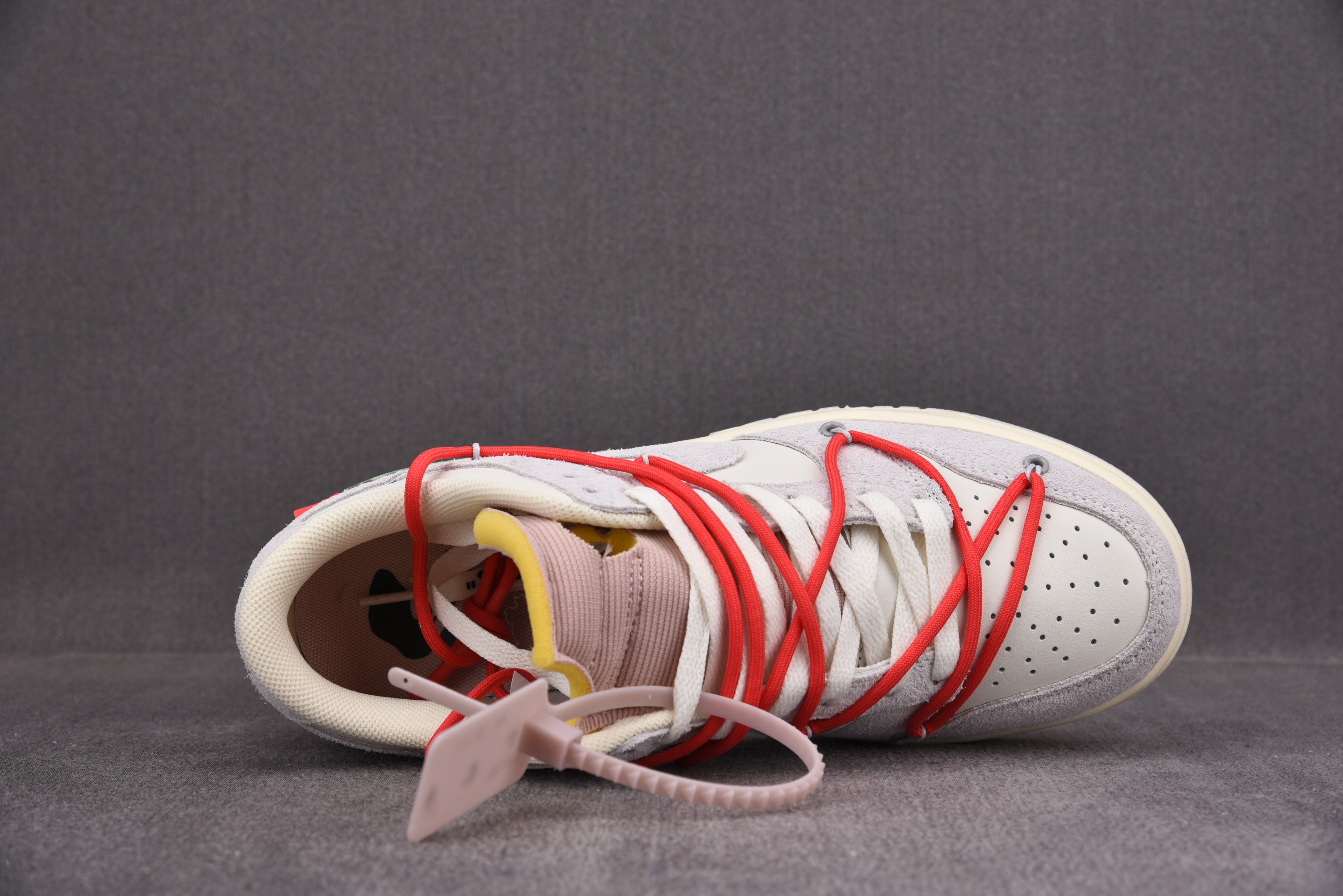 Nike Dunk Low Off-White Lot 33
