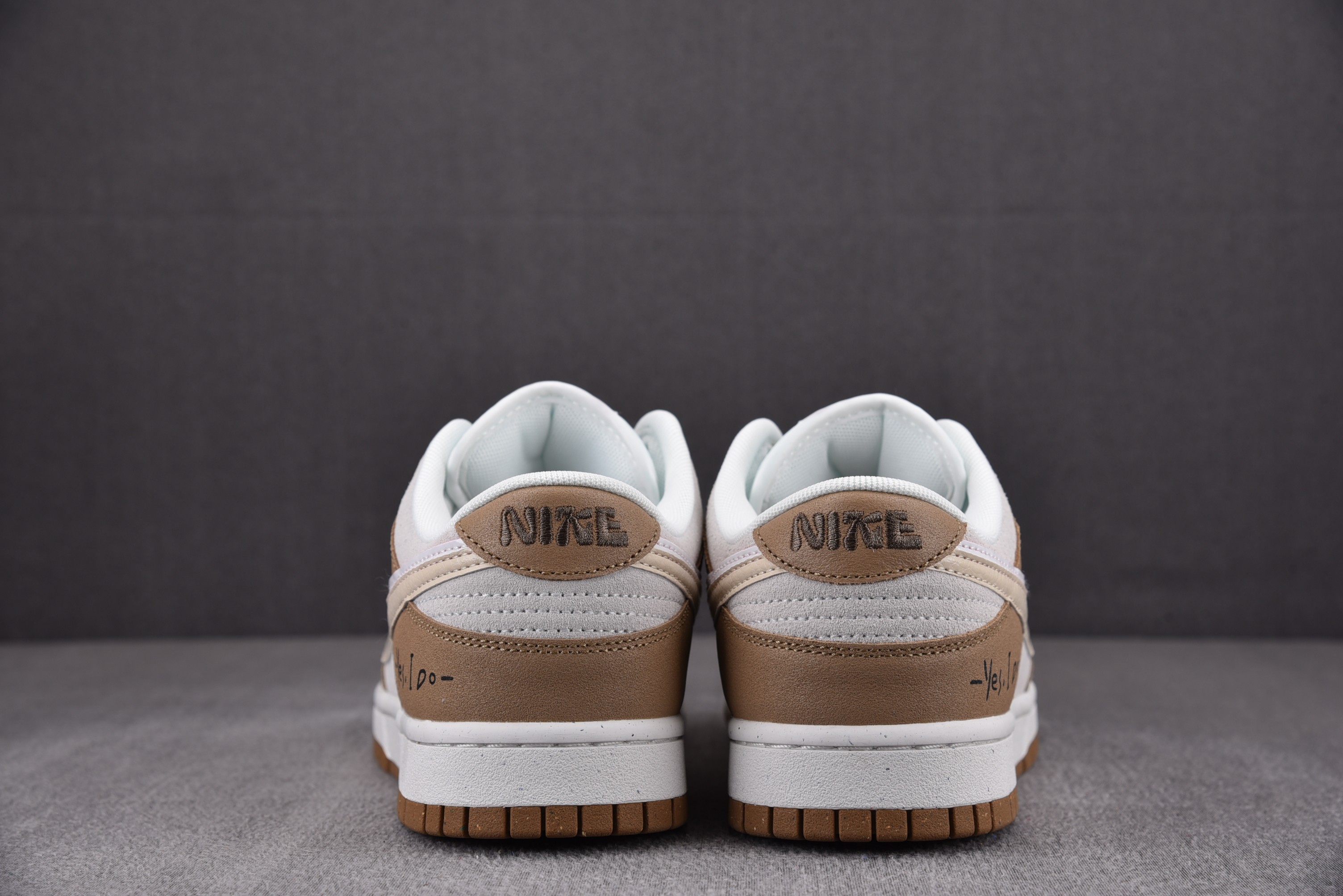 NK Dunk Low SE Confession Graffiti