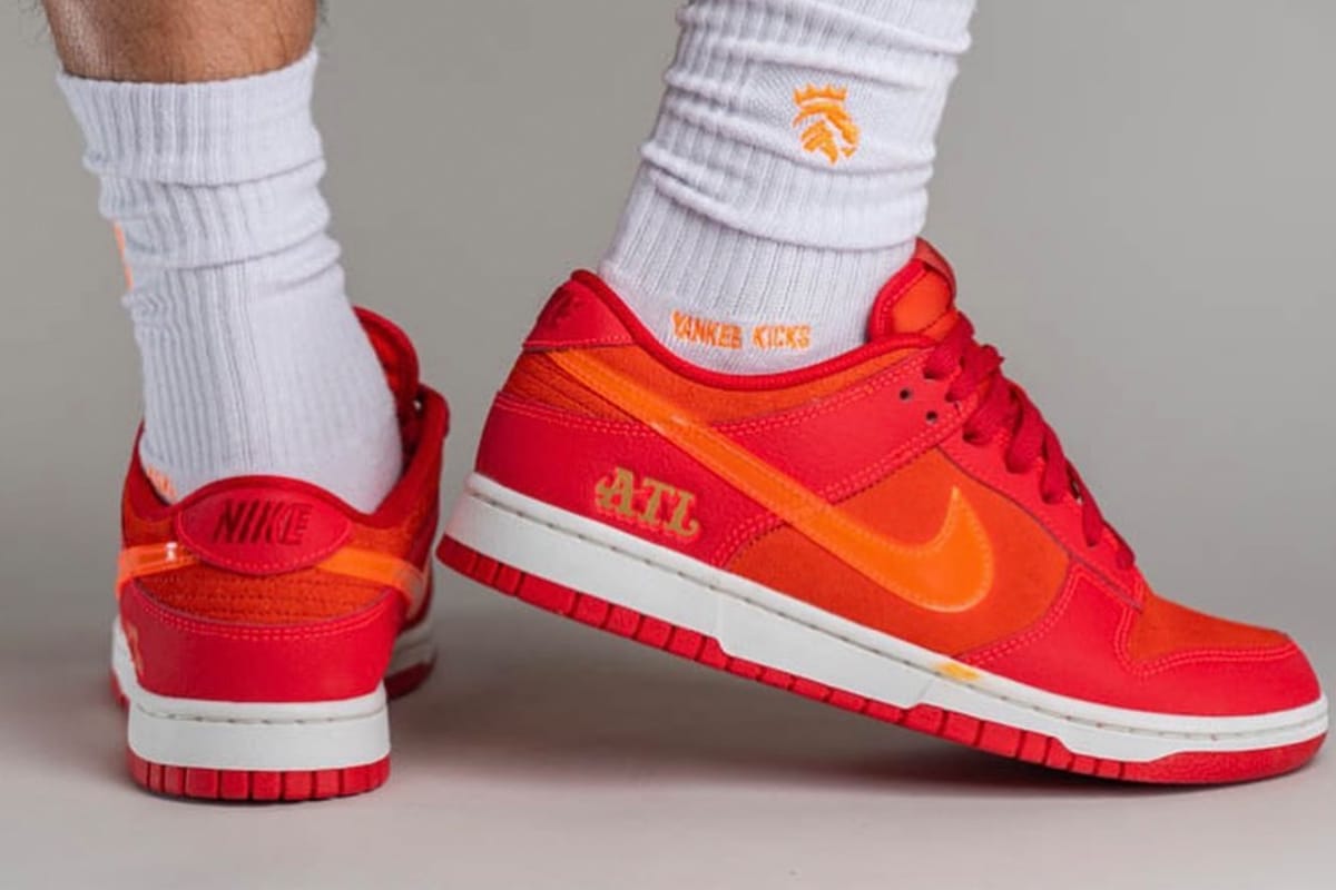 Nike Dunk Low ATL