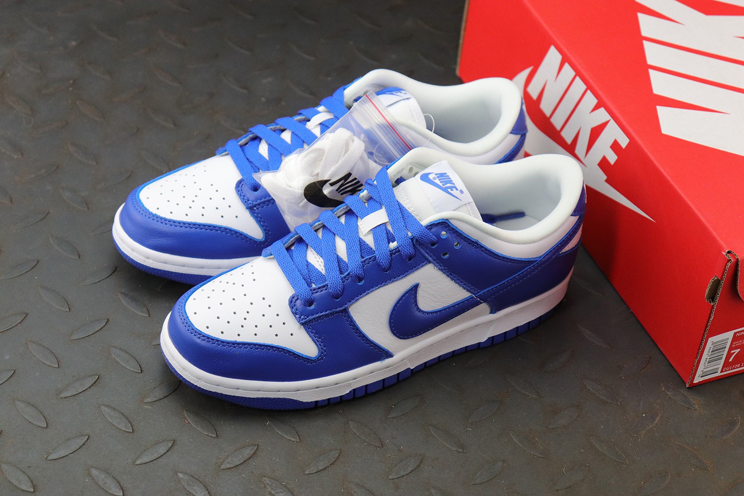Nike Dunk Low SP Kentucky (2020)