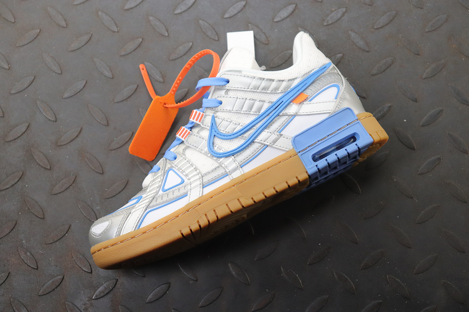 Nike Air Rubber Dunk Off-White UNC