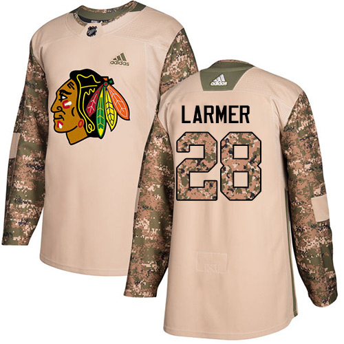 Adidas Chicago Blackhawks #28 Steve Larmer Camo Authentic 2017 Veterans Day Stitched Jersey Men's