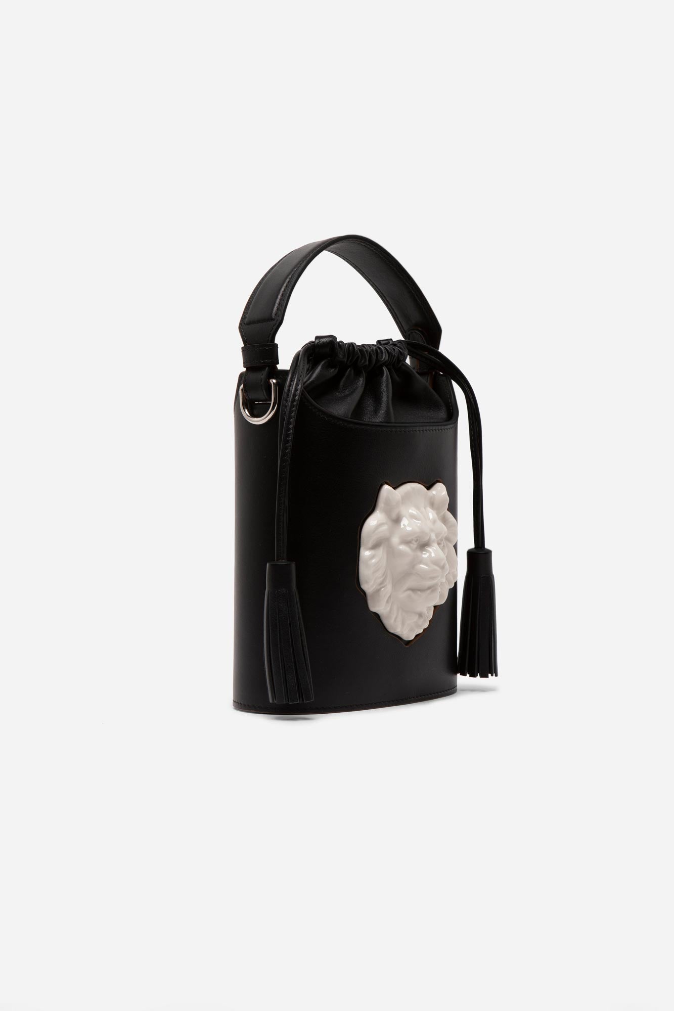 BOMBONERA LION BLACK