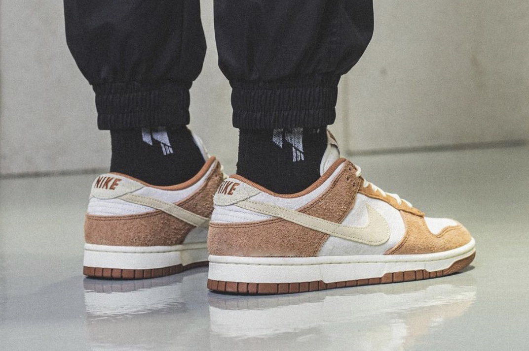 Nike Dunk Low Medium Curry