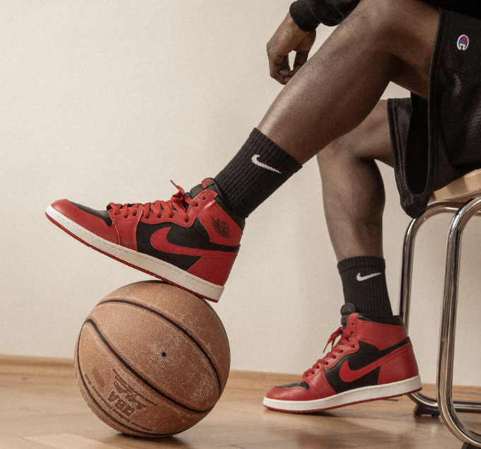 Jordan 1 Retro High 85 Varsity Red