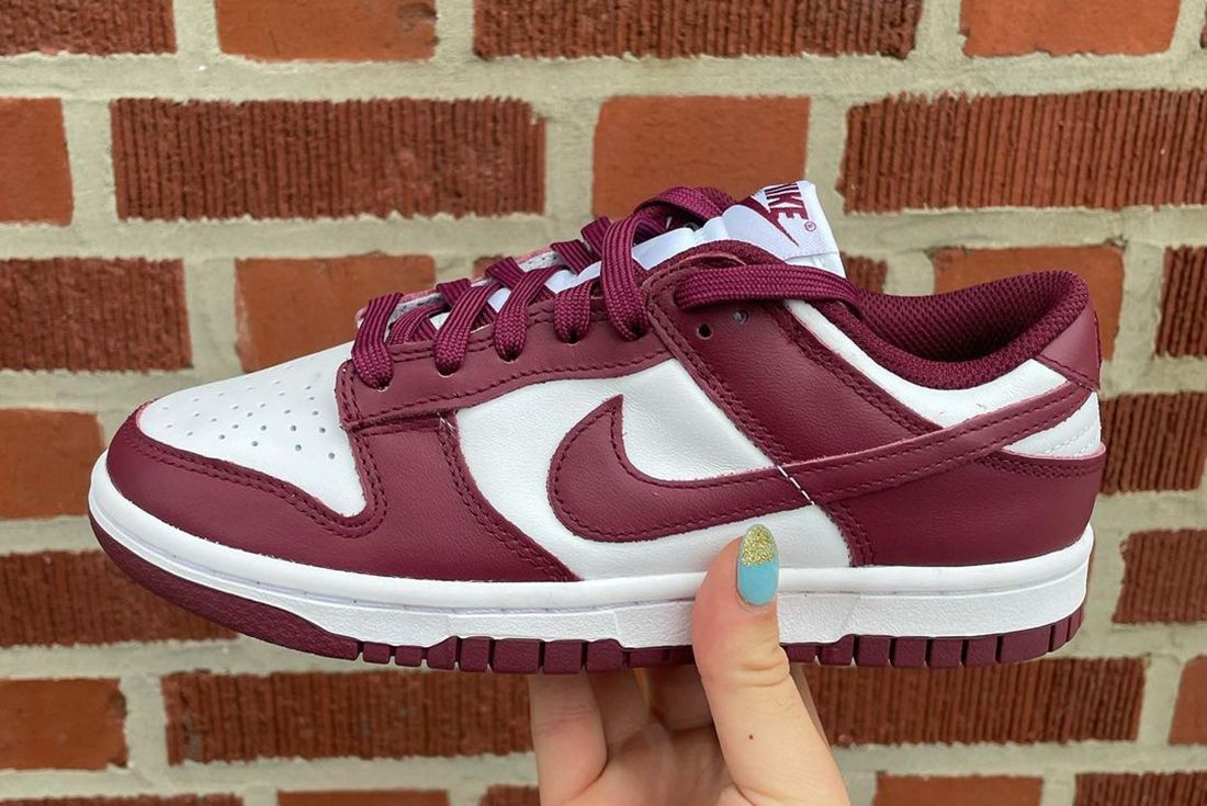 Nike Dunk Low Bordeaux (Women Size!!)